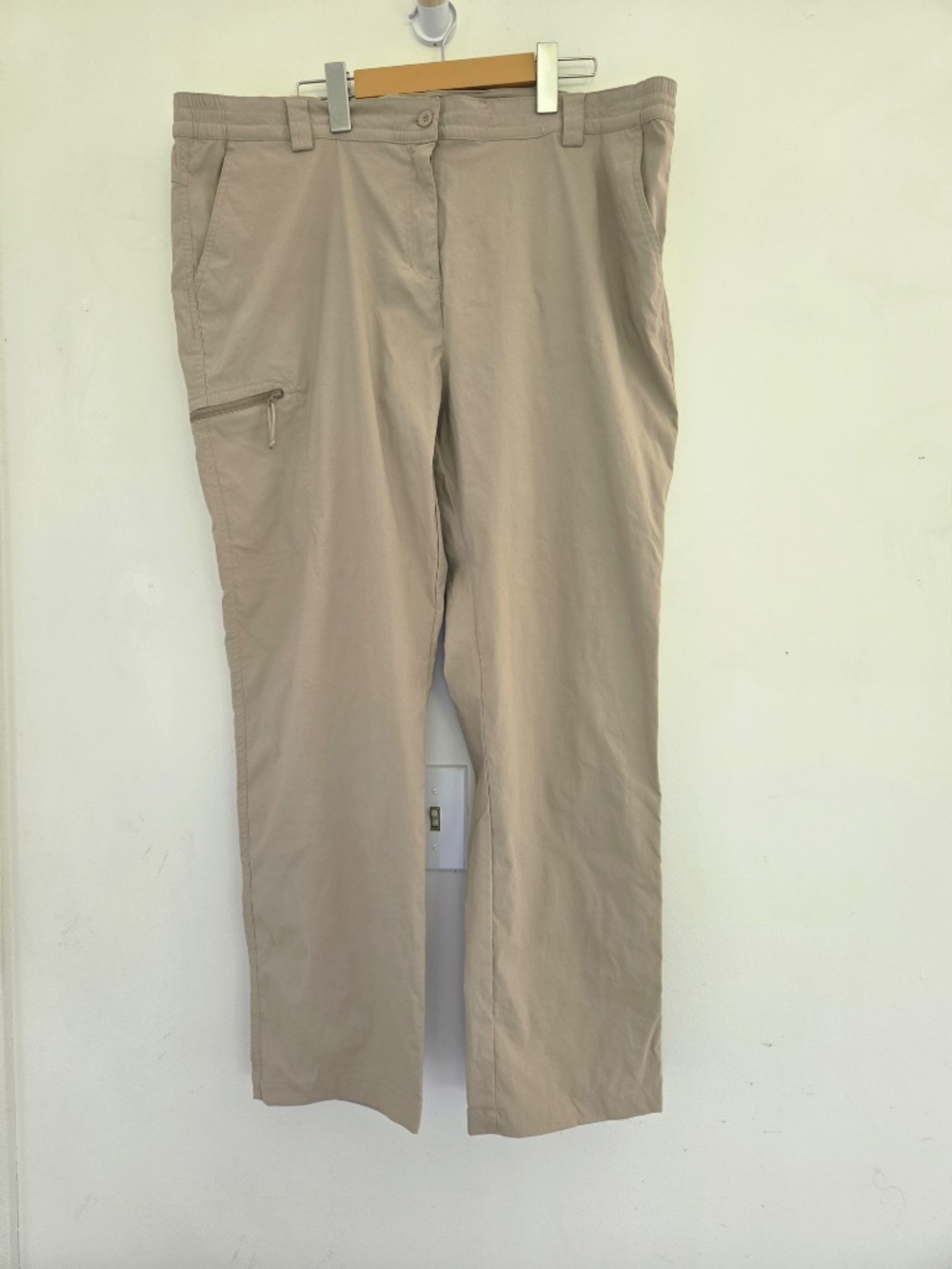 Mountain Wearhouse hiking pants 14 velcro/zip/slit pockets logo hiking walking - Picture 3 of 11